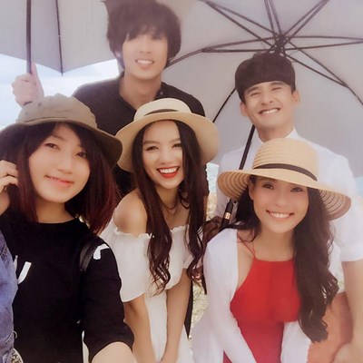 PHIM KHÔNG CẦN SOÁI CA